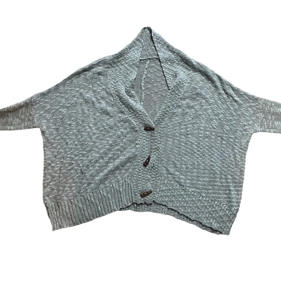Elan | Oversized Knit Cardigan Sweater - Picture 2 of 9